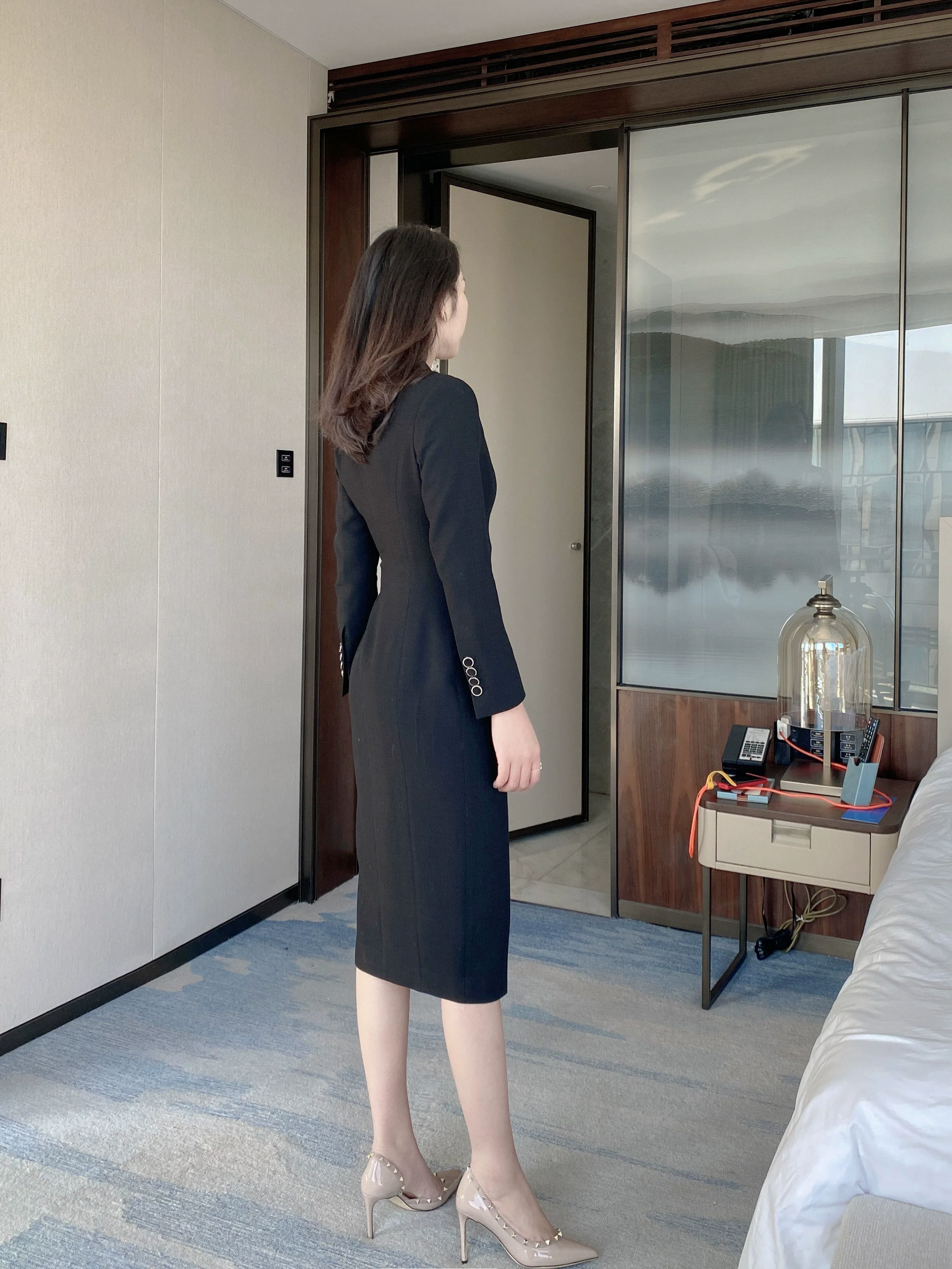 Autumn Black Classic Suit Jacket with Elegant Long Skirt - Image 4