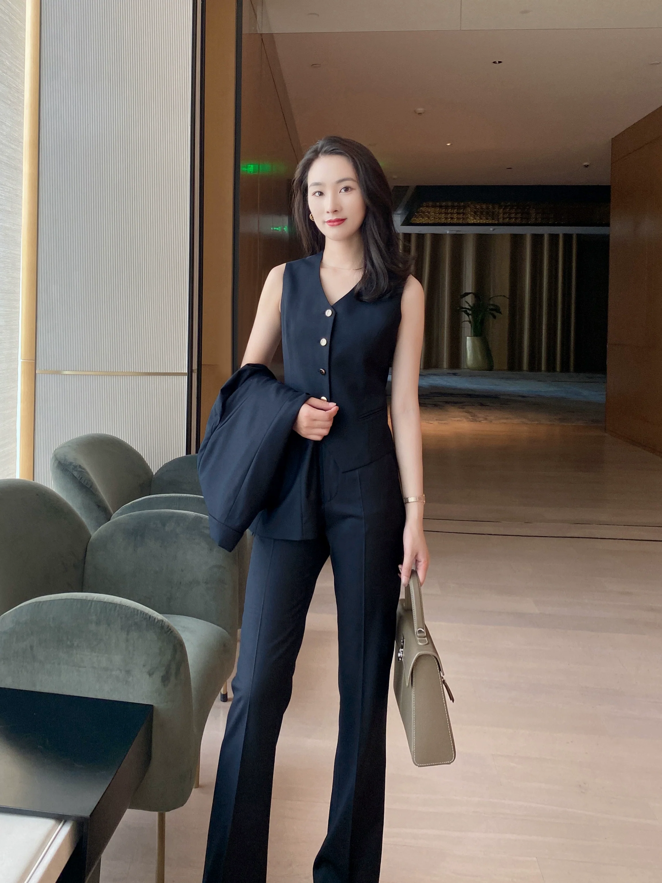 Autumn Classic Blue-Black 3-Piece Suit Set Jacket Vest Flared Trousers - Image 3