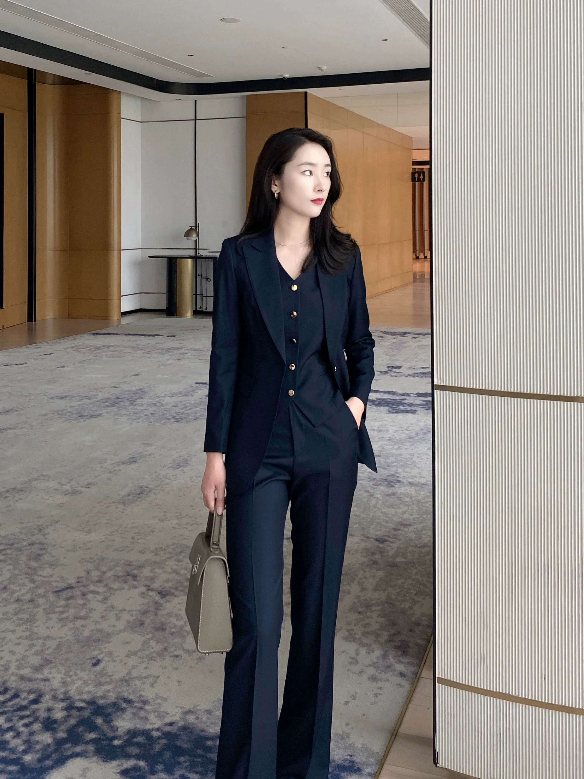 Autumn Classic Blue-Black 3-Piece Suit Set Jacket Vest Flared Trousers - Image 4
