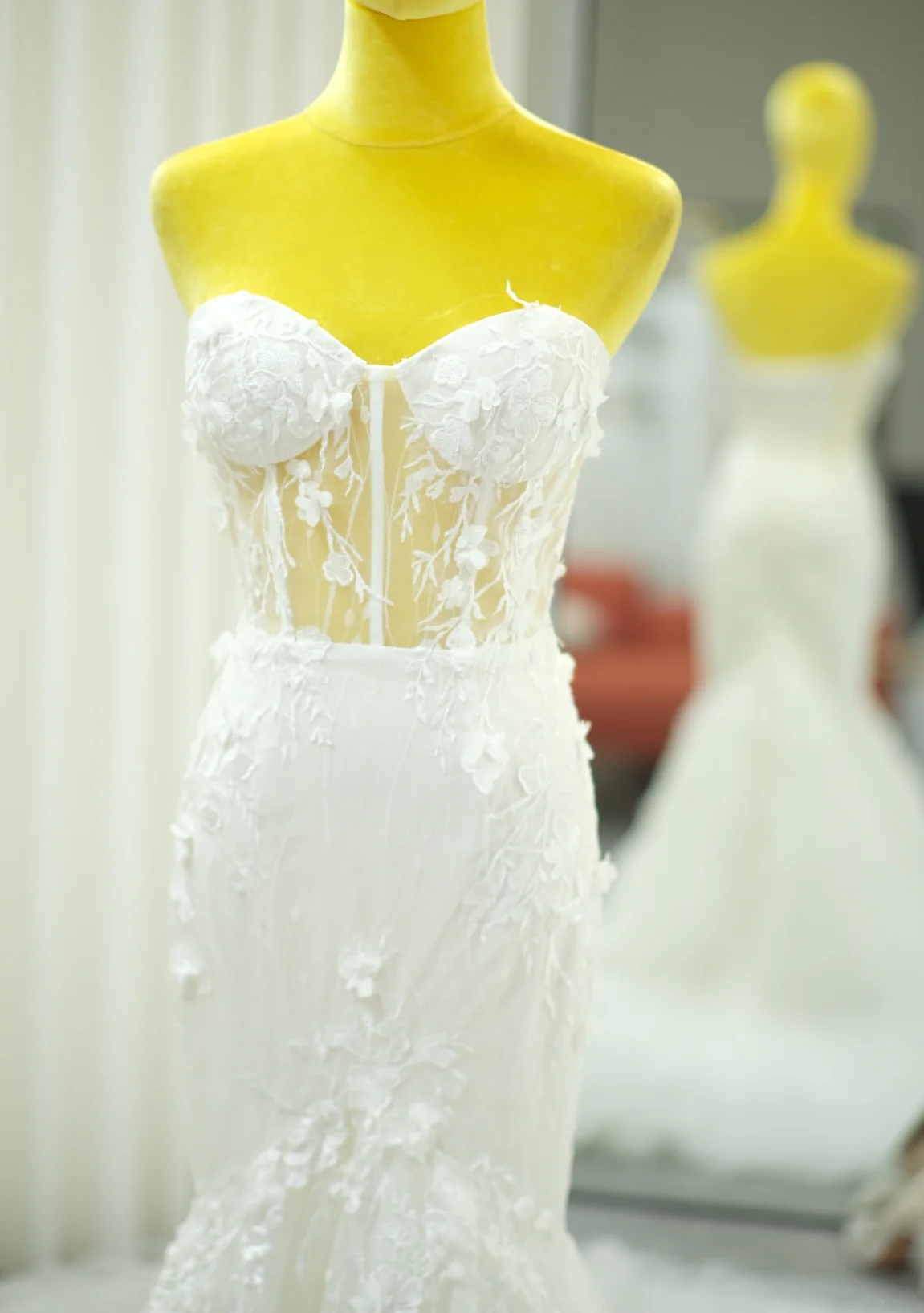 Lux 3D Lace Size S Wedding Gown | Ready-to-Wear - Image 8