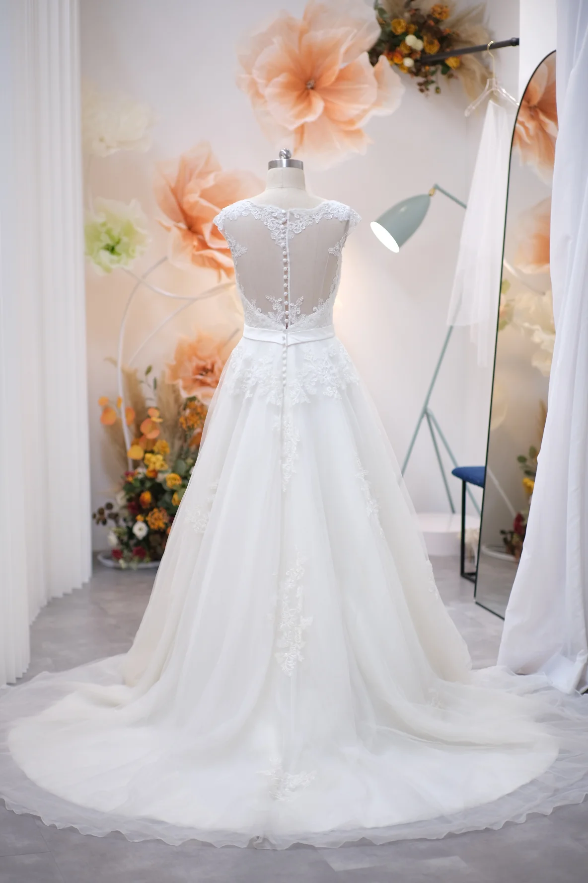 Lux Full Applique Lace with Beaded Wedding Gown Size M | Ready-to-Wear - Image 5