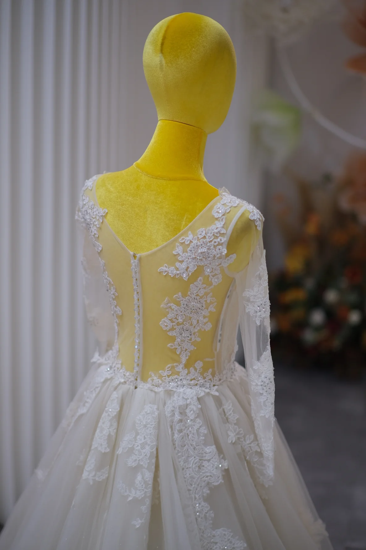 Premium Full Lace with Beaded Wedding Gown Size S | Ready-to-Wear - Image 10