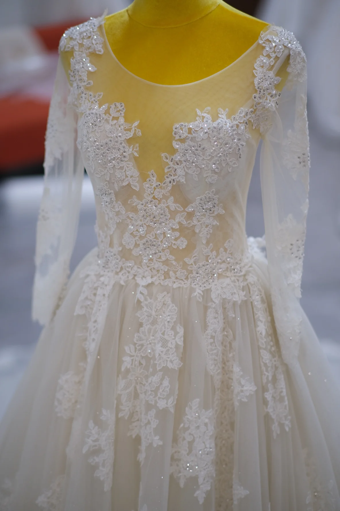 Premium Full Lace with Beaded Wedding Gown Size S | Ready-to-Wear - Image 6