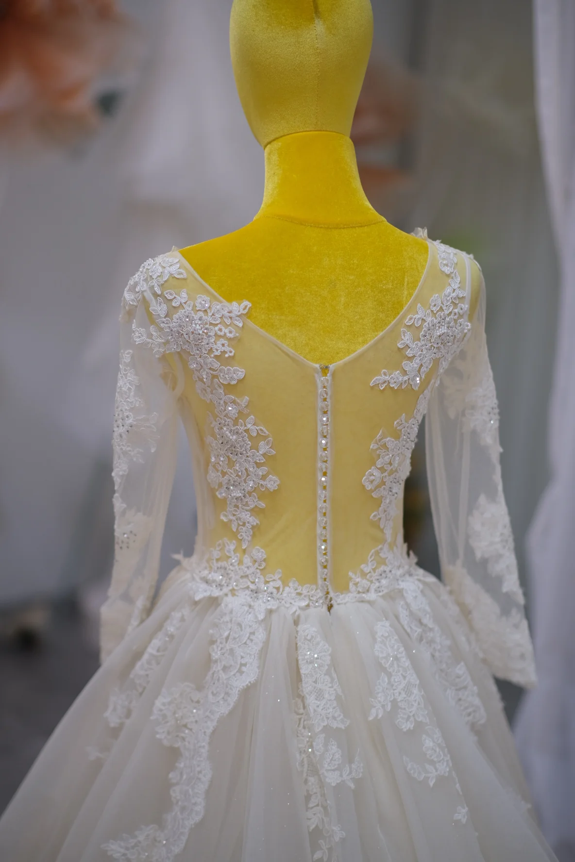 Premium Full Lace with Beaded Wedding Gown Size S | Ready-to-Wear - Image 8
