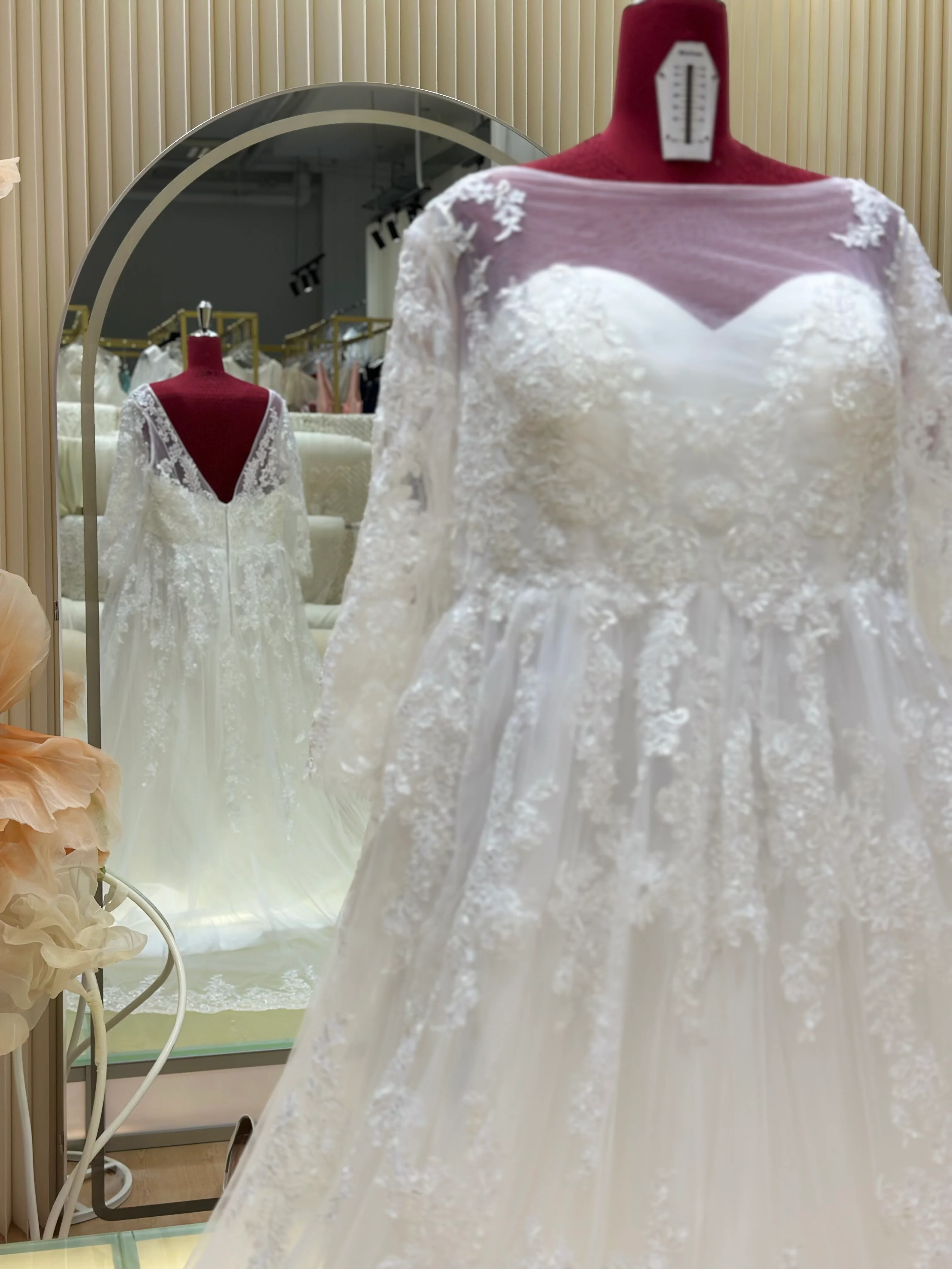 Premium Full Lace Plus Size Wedding Gown Bust 136 | Ready-to-Wear - Image 4