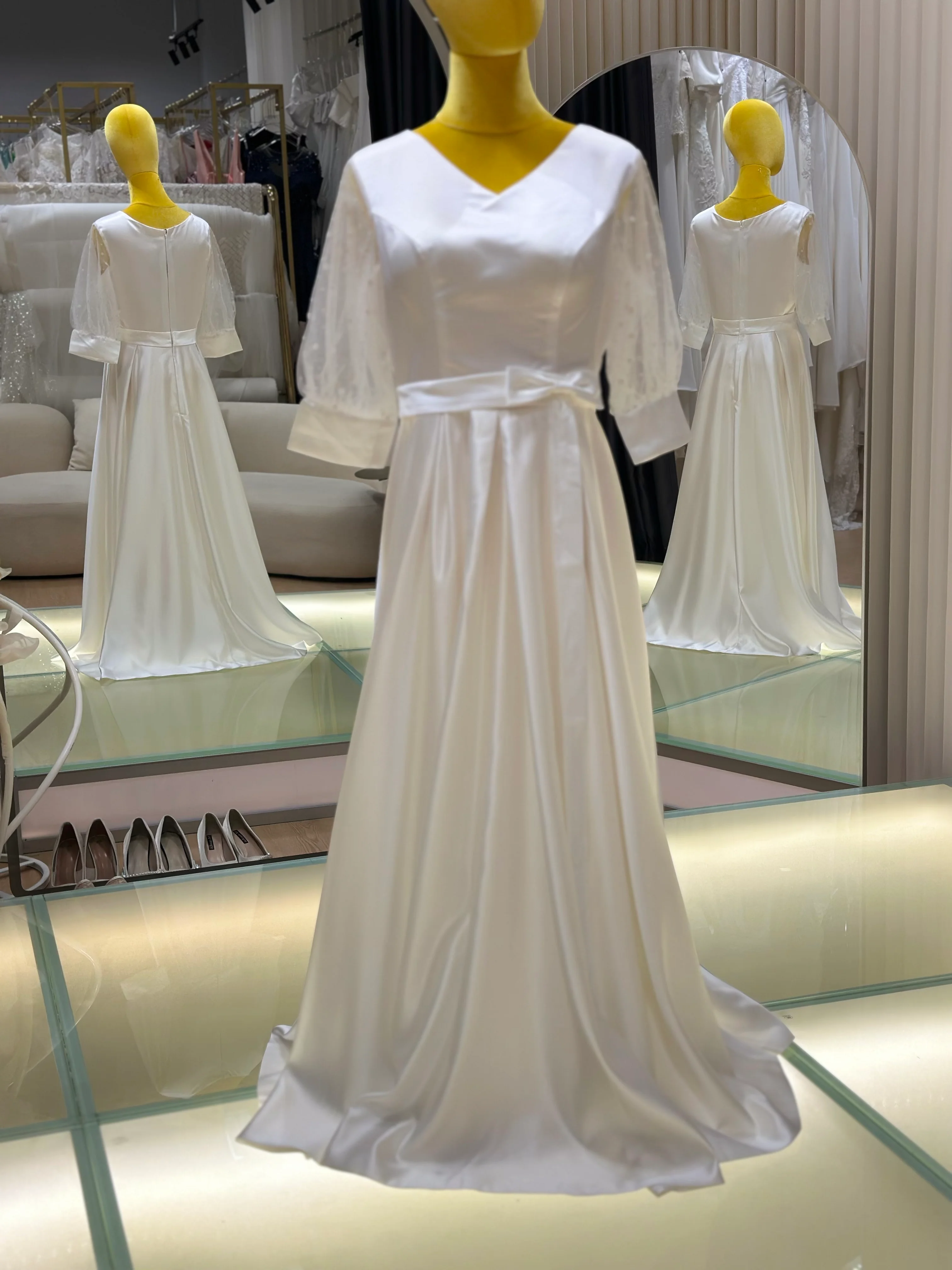 Pleated Plain Wedding Gown Size XXL Bust. 96| Ready-to-Wear - Image 4