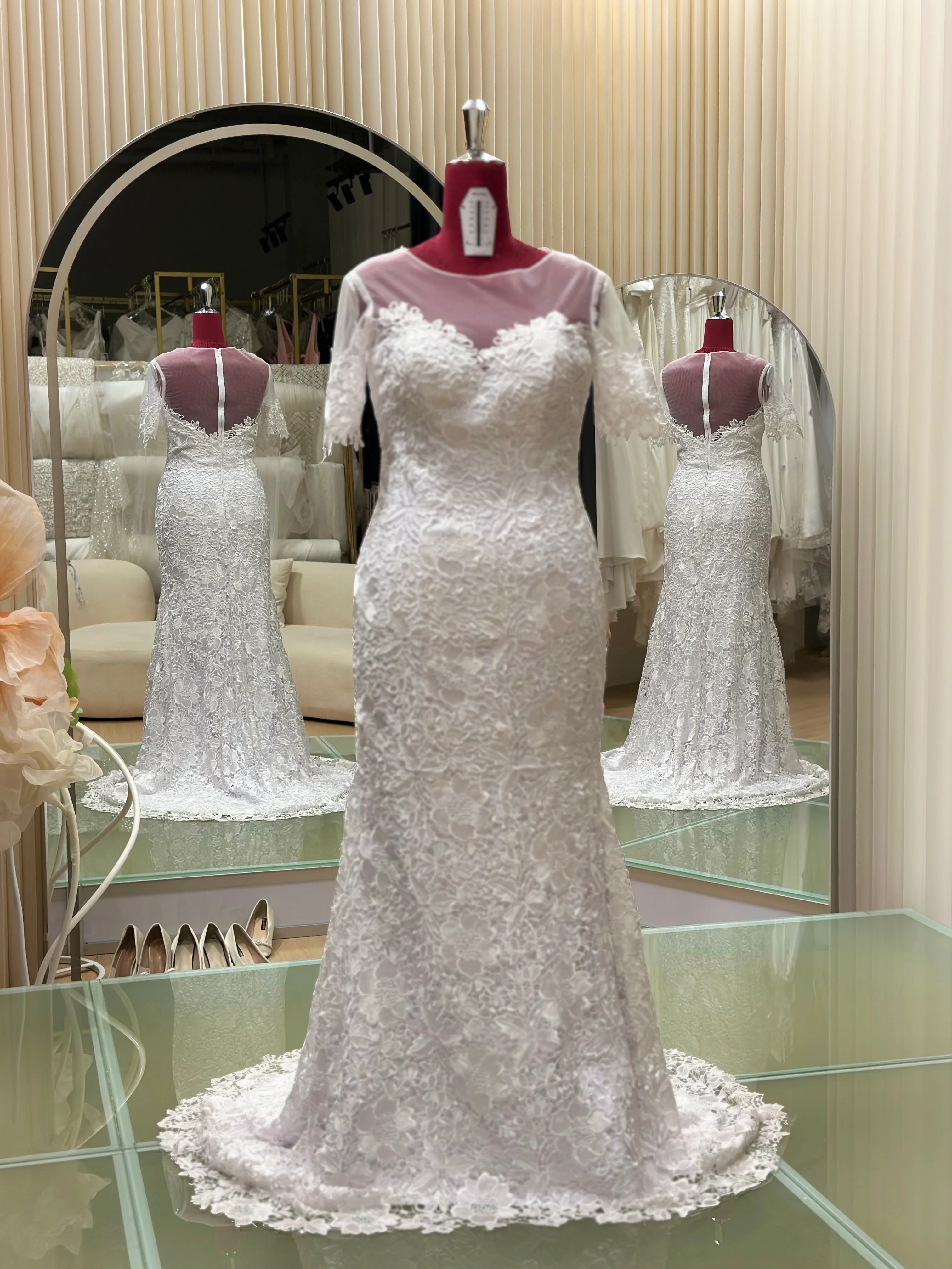 Premium Full Lace Wedding Gown Size 3XL Bust 100 | Ready-to-Wear - Image 3