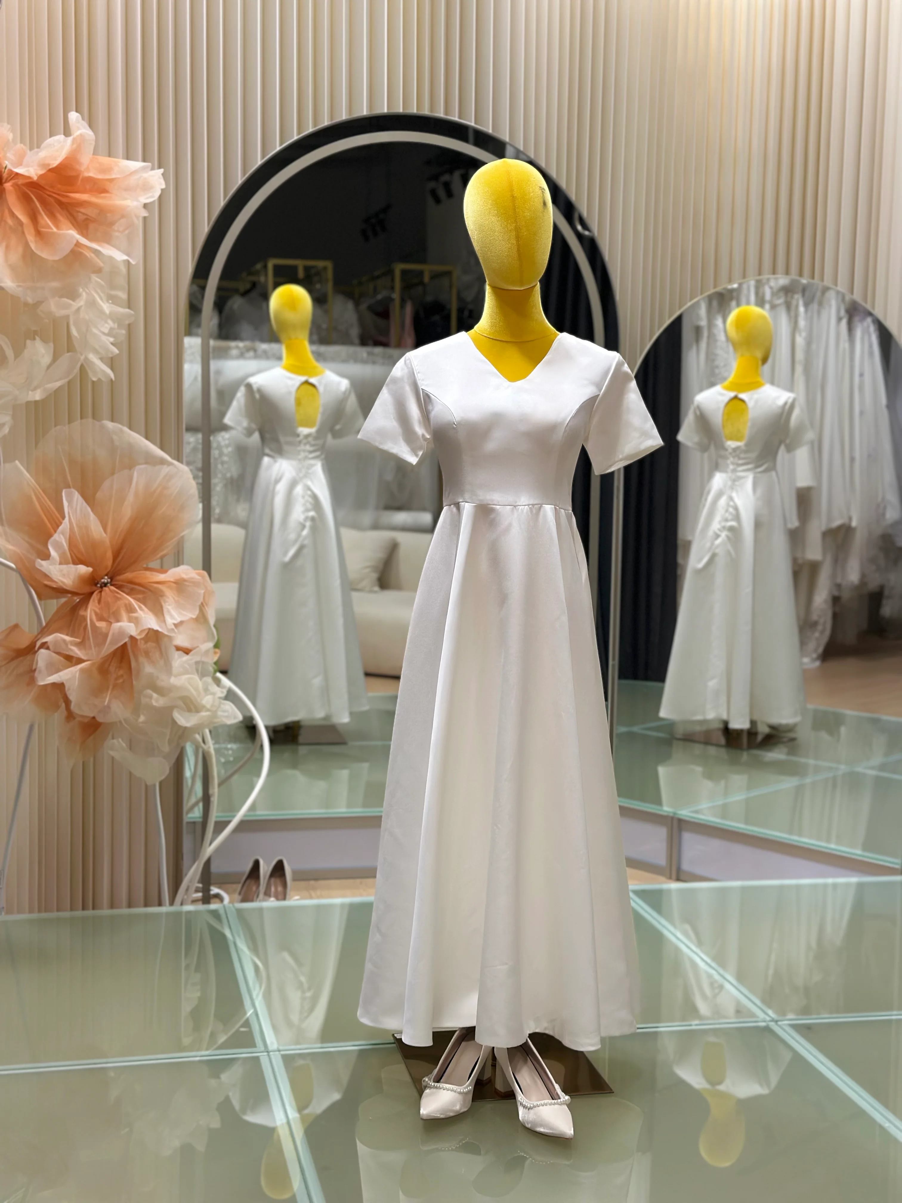 Graceful Pleat Minimalist Wedding Gown Plus | Ready-to-Wear
