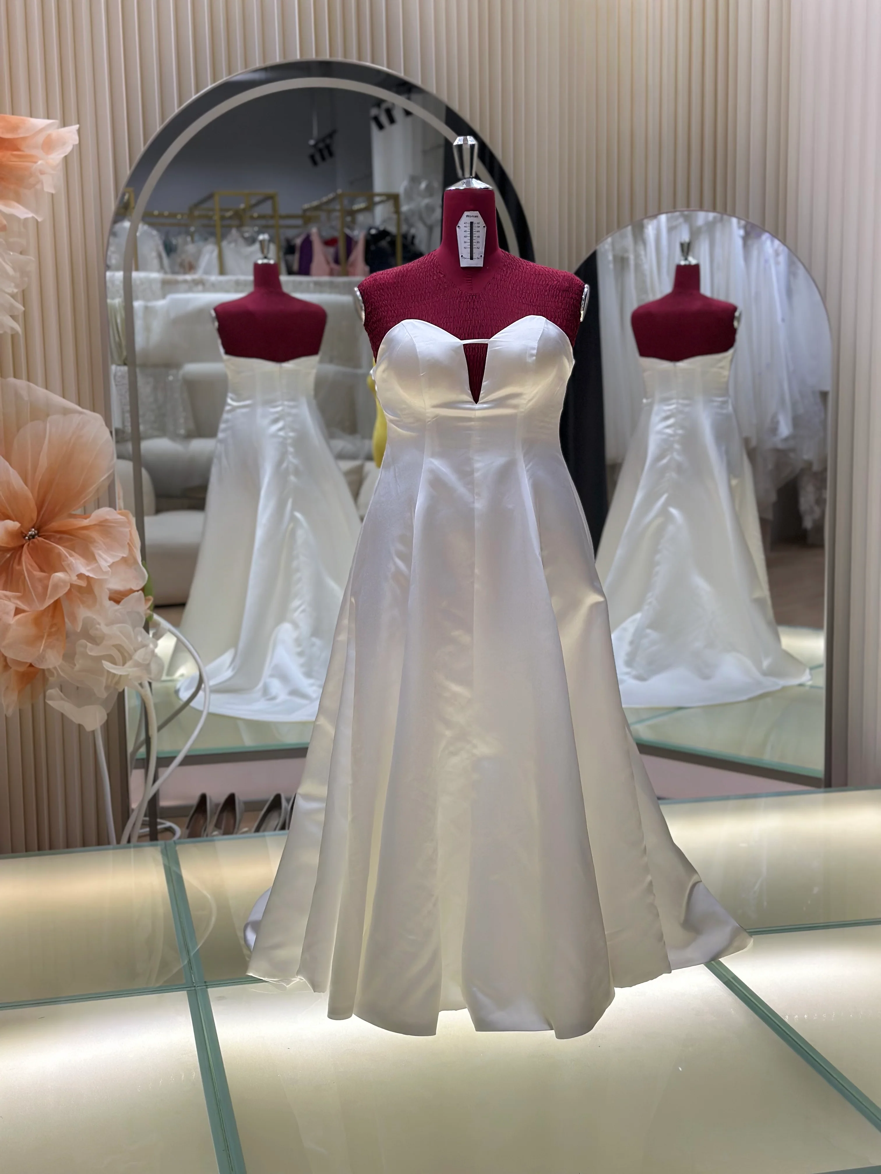 Plain Long Wedding Gown Size 5XL Bust 108 | Ready-to-Wear