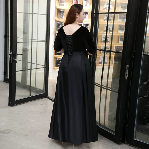Black Satin Evening Dress - Image 3