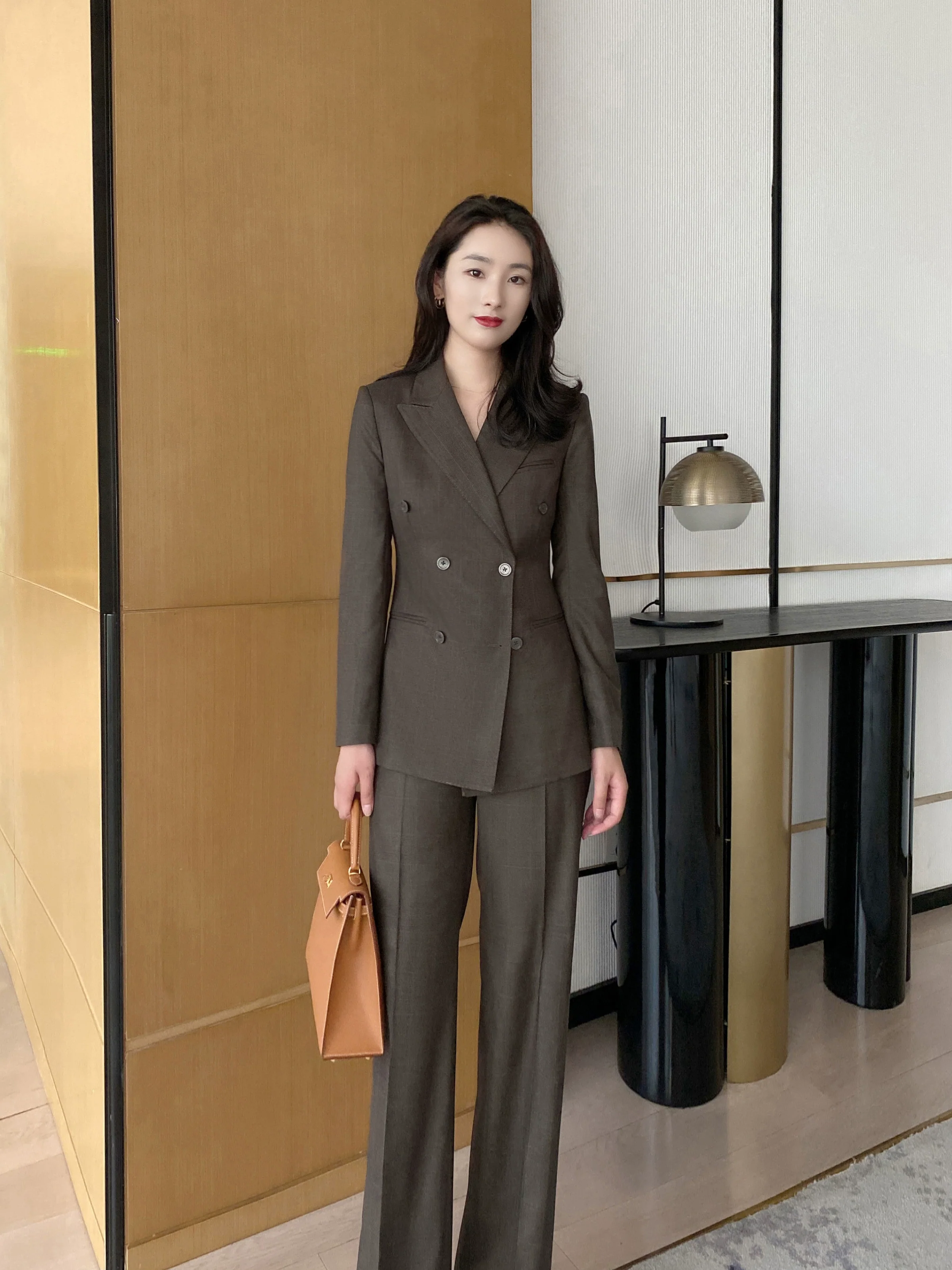 Coffee-Colored Classic Women’s Double-Breasted Suit with Straight Trousers - Image 4