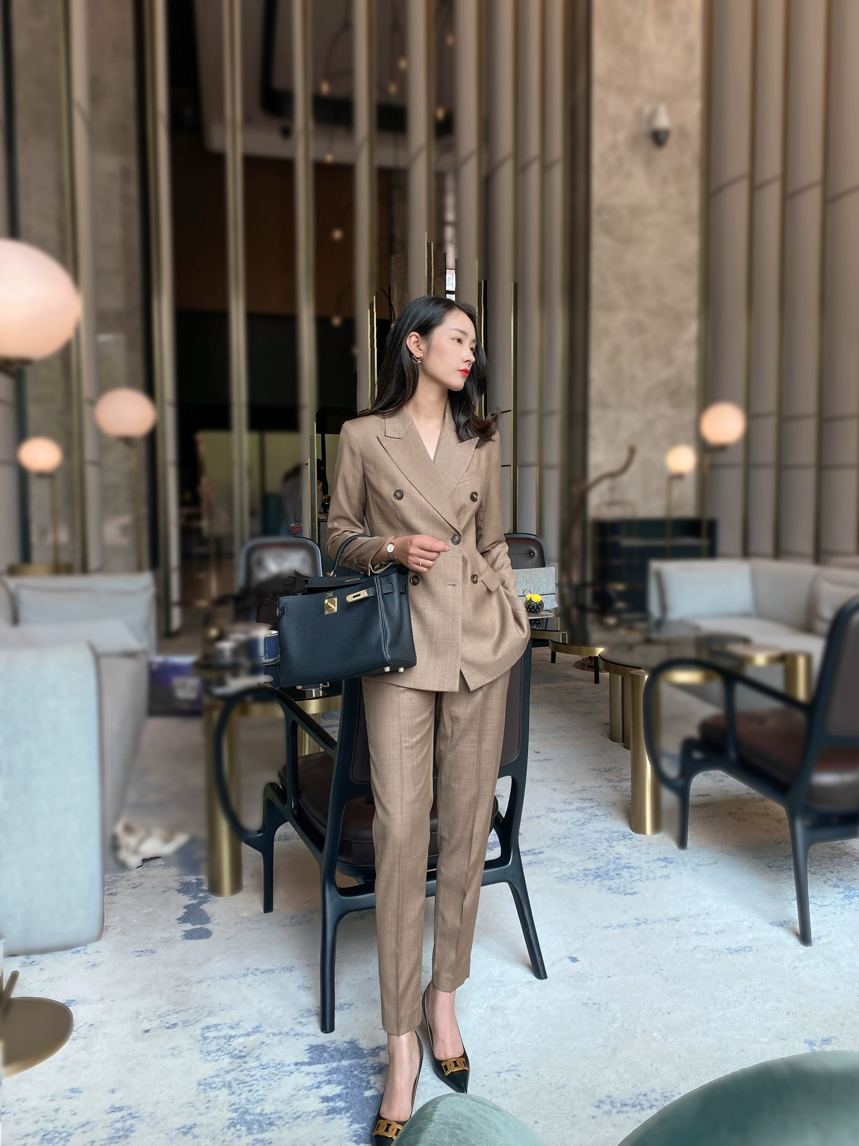 Colored Woolen Suit with Slim Fit Trousers - Image 5