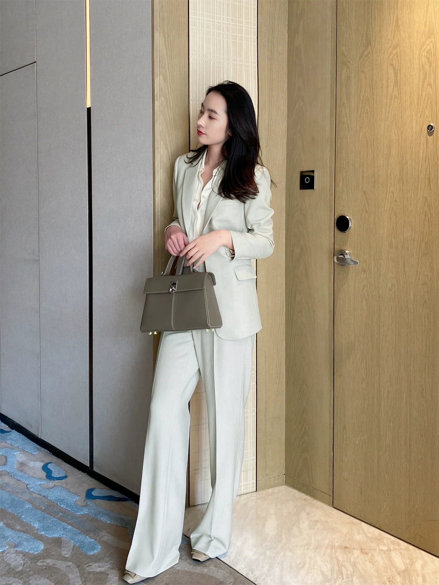Cream Green Oversized Leisure Suit Set with Straight Trousers - Image 5