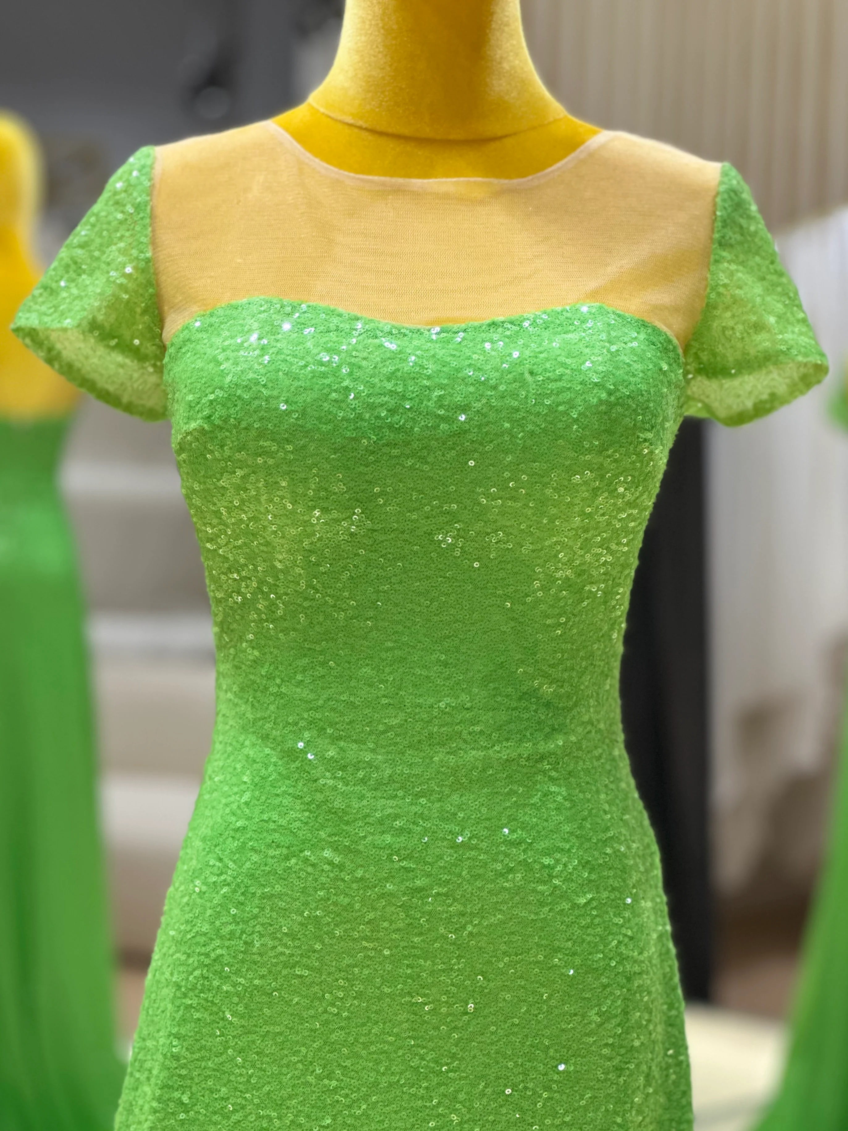 Emerald Enchantment Sequin Lace Evening Gown | Ready-to-Wear - Image 5