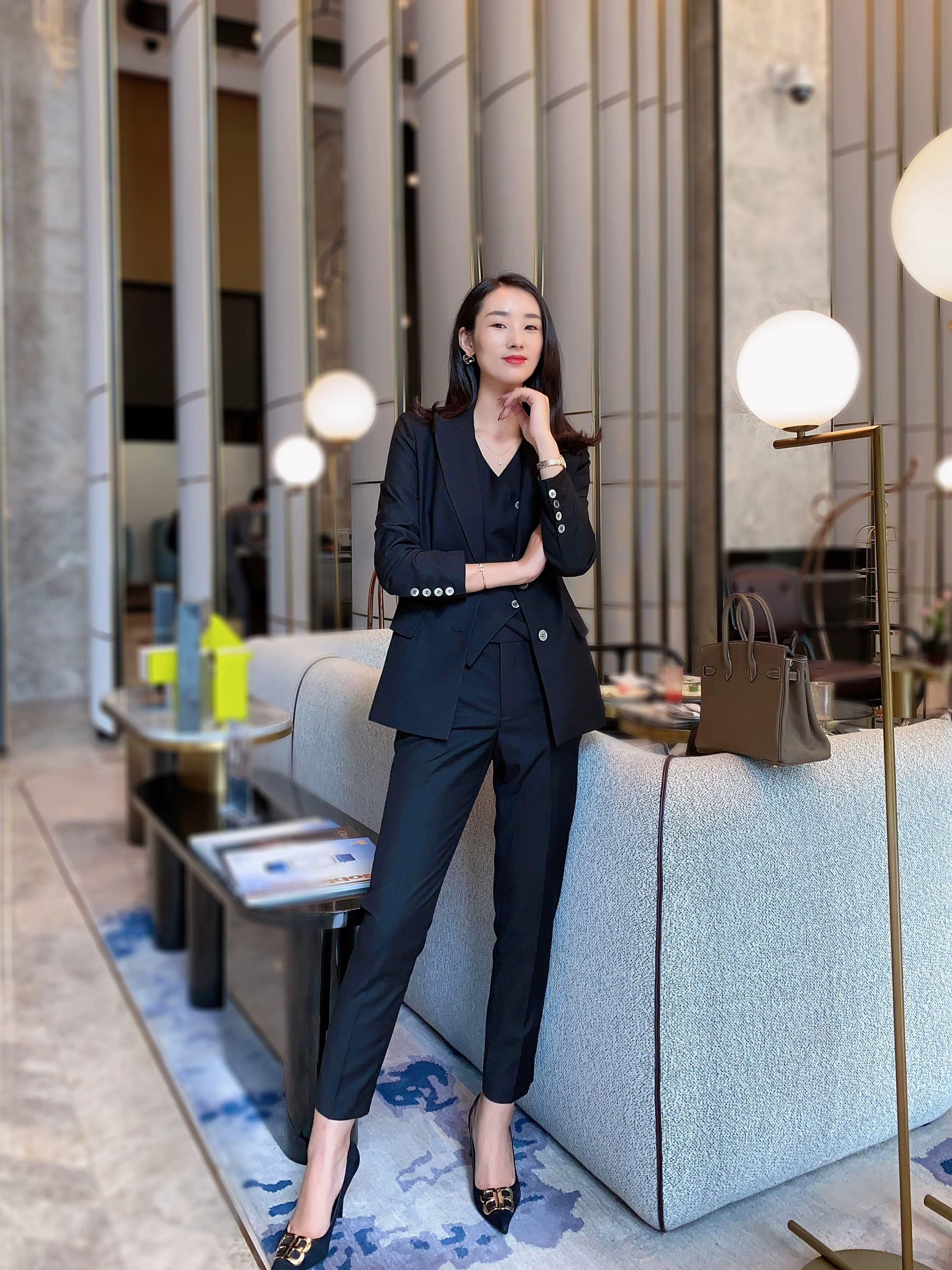 Elegant Black Autumn 3-Piece Women's Suit Set with Vest - Image 2