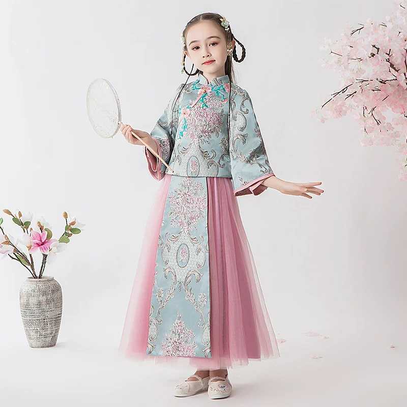 Elegant Children's Long-Sleeve Hanfu Cheongsam Set: Autumn Chinese Style - Image 2