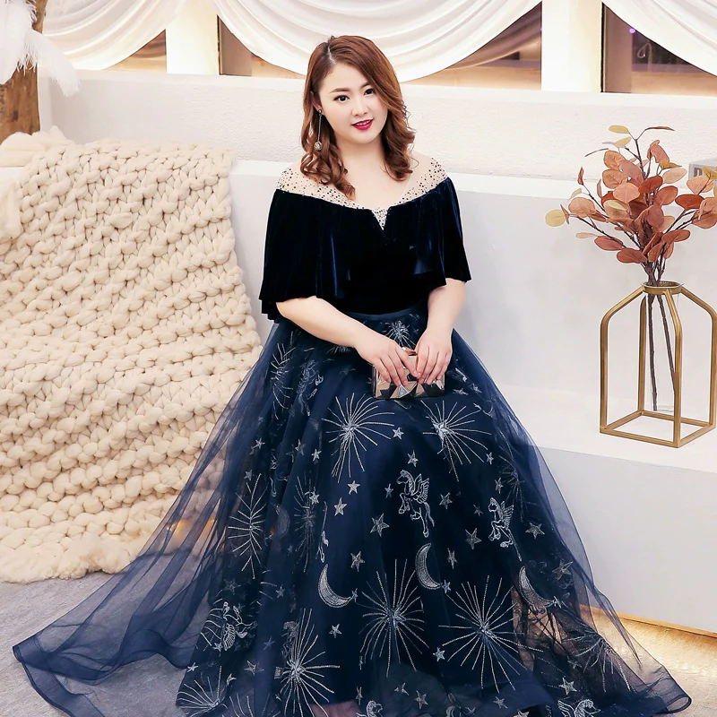 Elegant Evening Dress - Image 2