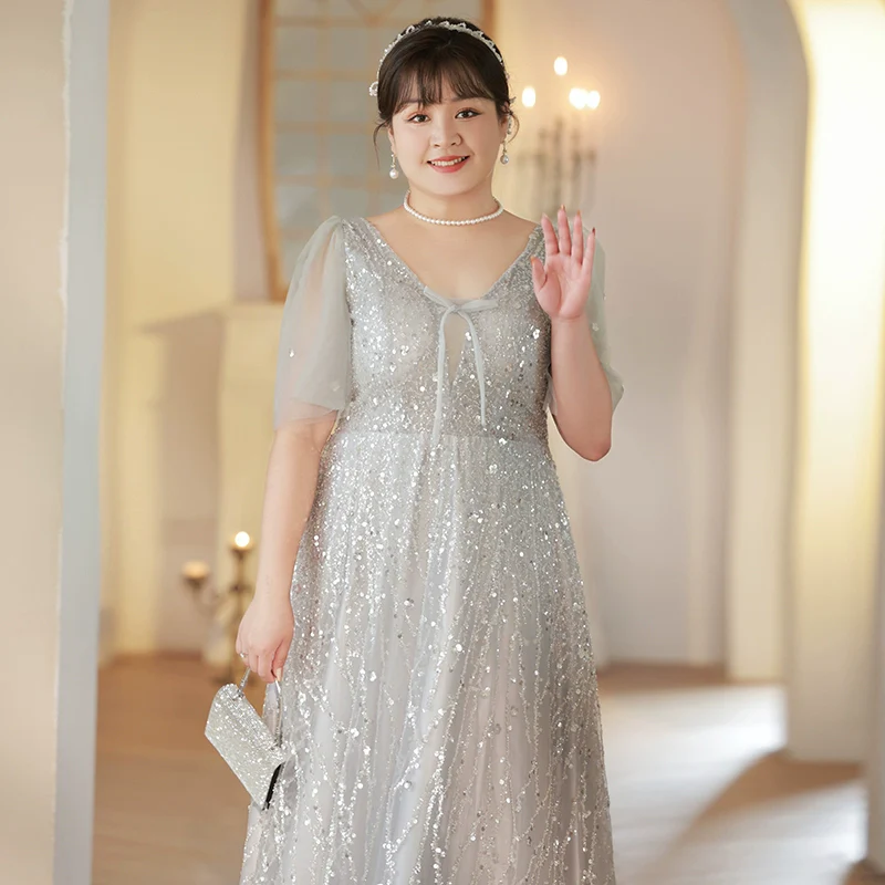 Elegant French Evening Dress - Image 4