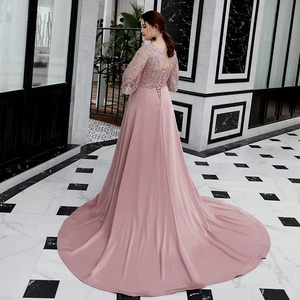 Elegant Fuchsia Evening Gown - Image 3