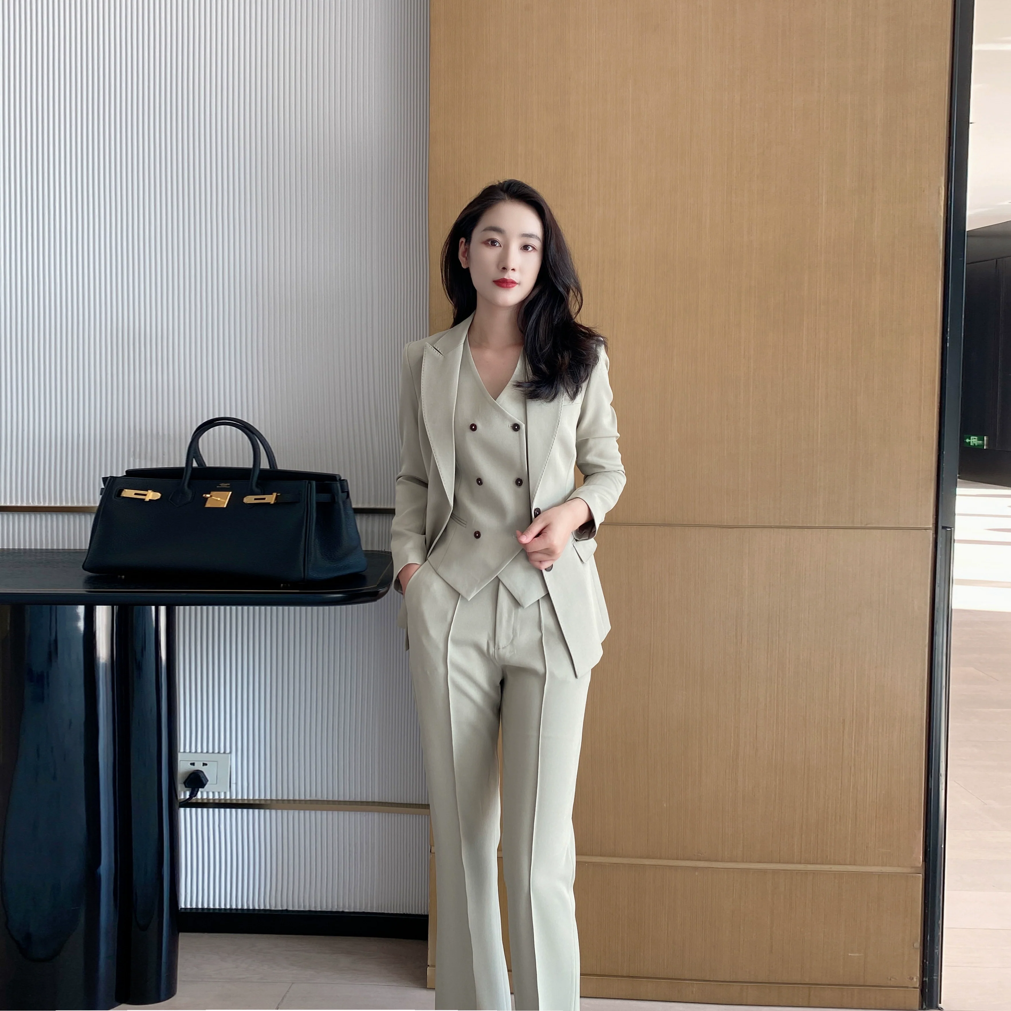 Elegant Khaki Women's Three-Piece Suit with Jacket Vest Flared Trousers - Image 3