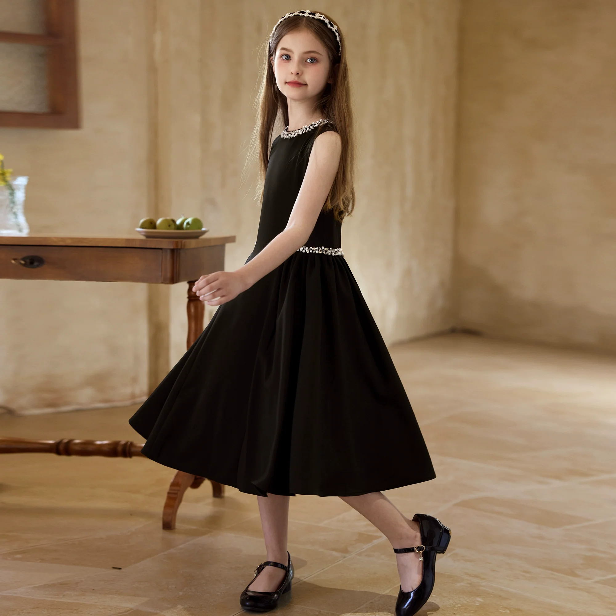 Elegant Piano Performance Costume