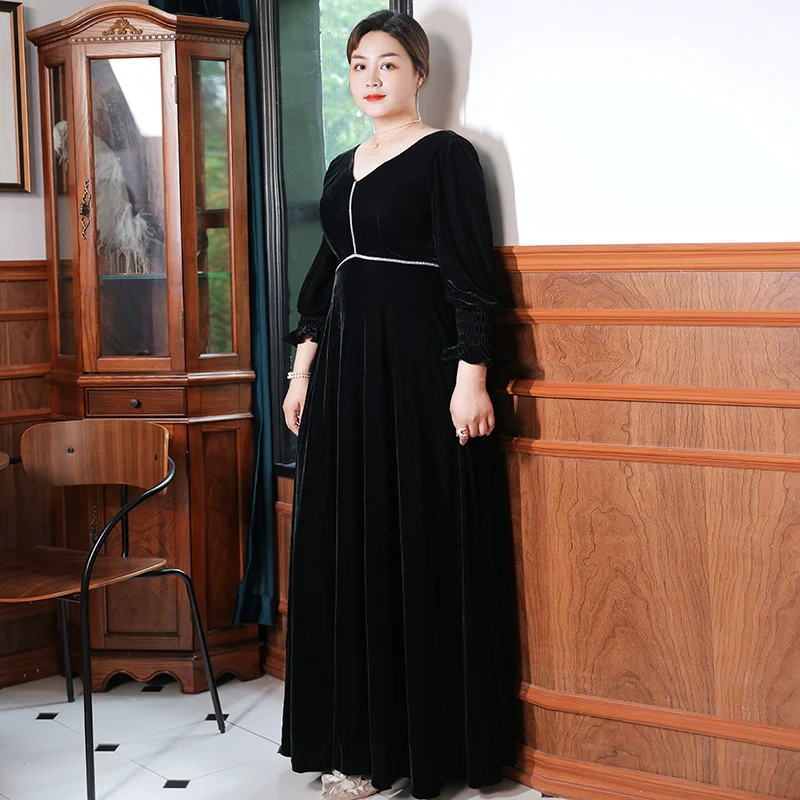 Elegant V-neck Evening Dress - Image 6