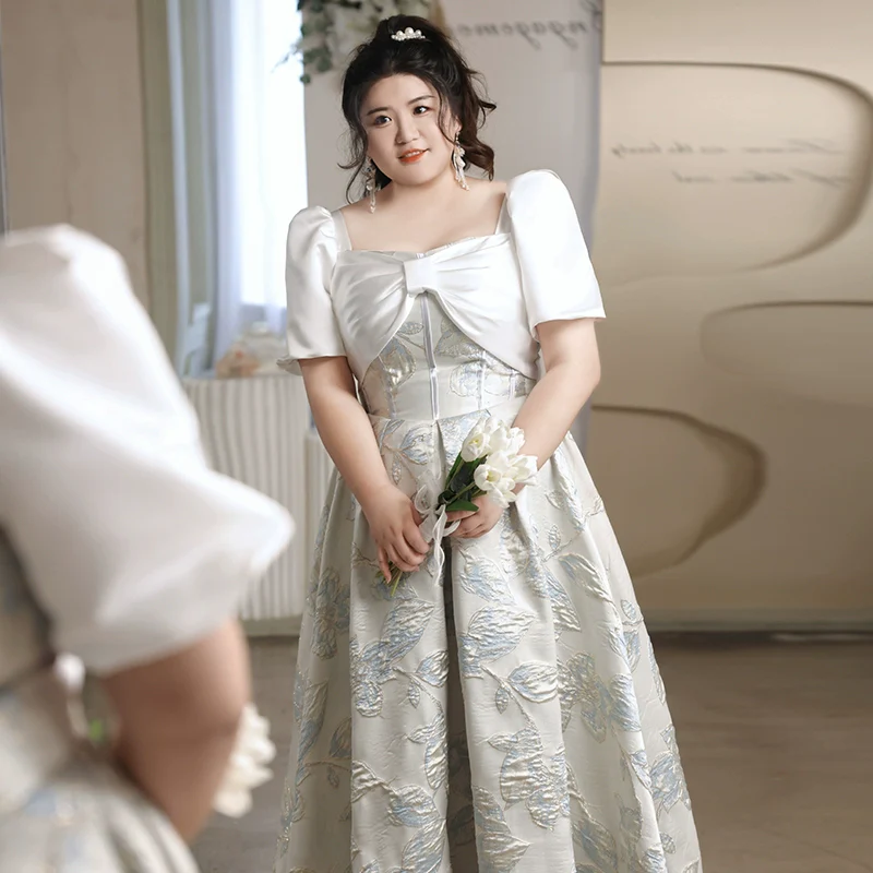 Elegant White Evening Dress - Image 2