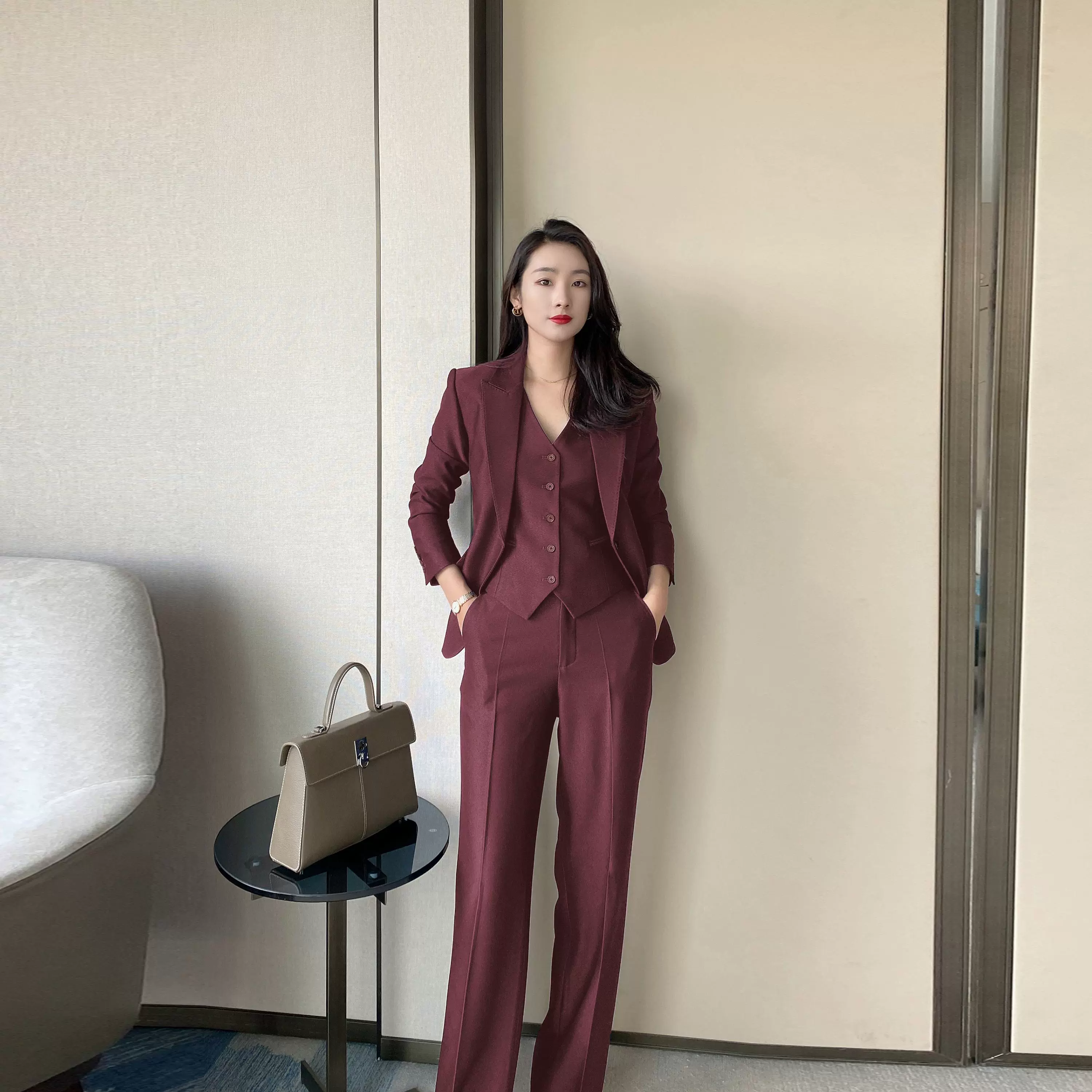 Elegant Winter Suit Set with Red Vest and Trousers - Image 3
