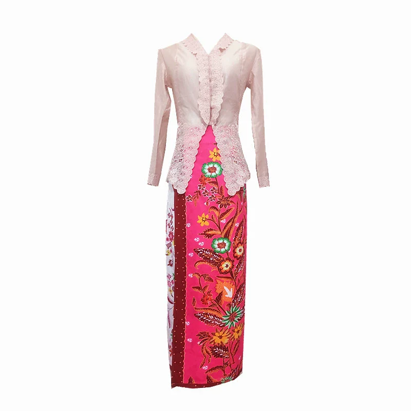 Fitted Shiffon Embroidered Top