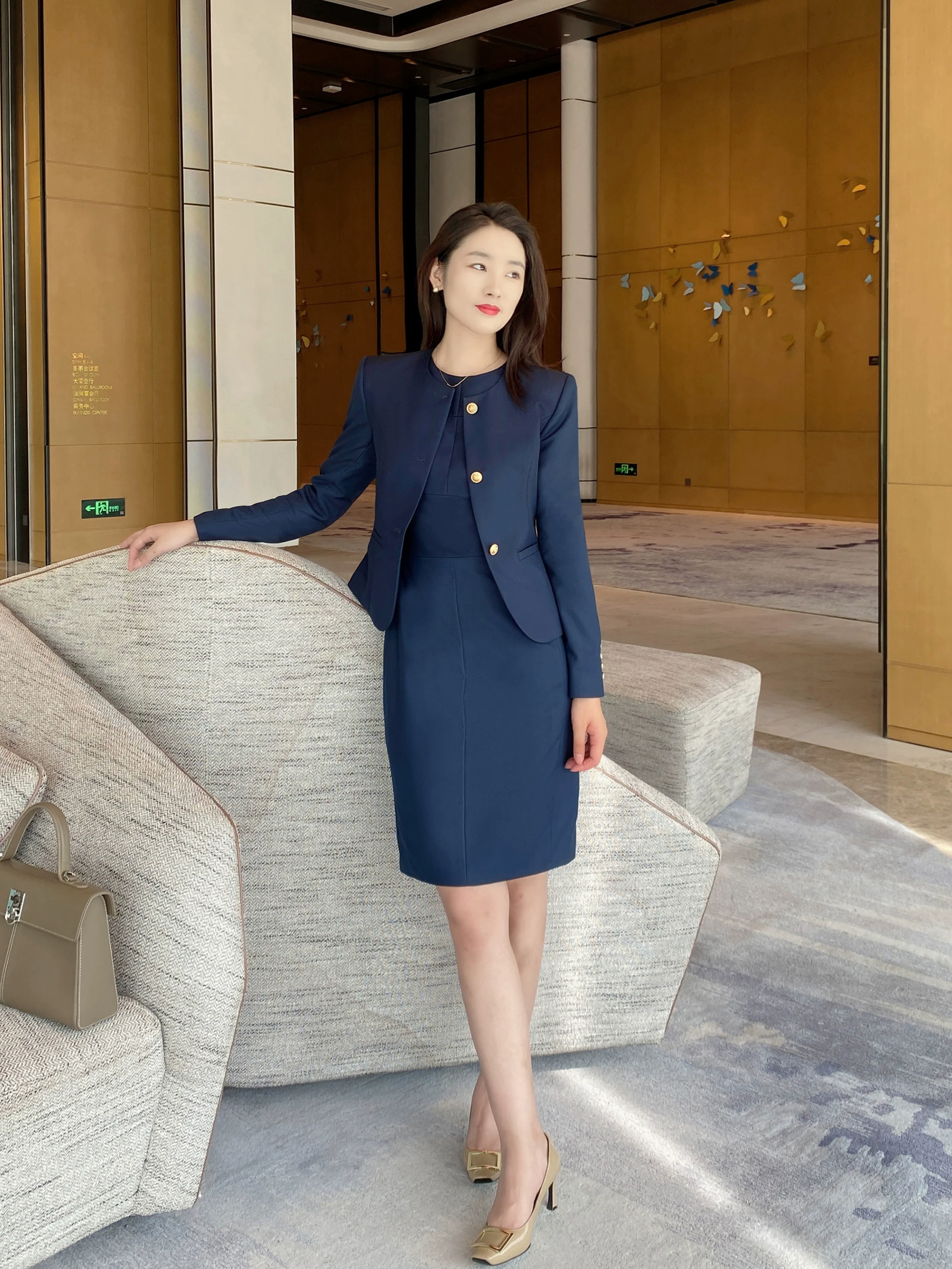 Hidden Green Sleeveless Autumn Dress for Women – Elegant Fit