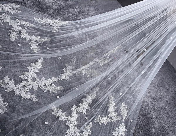 Korean Romantic Lace Wedding Veil - Image 3