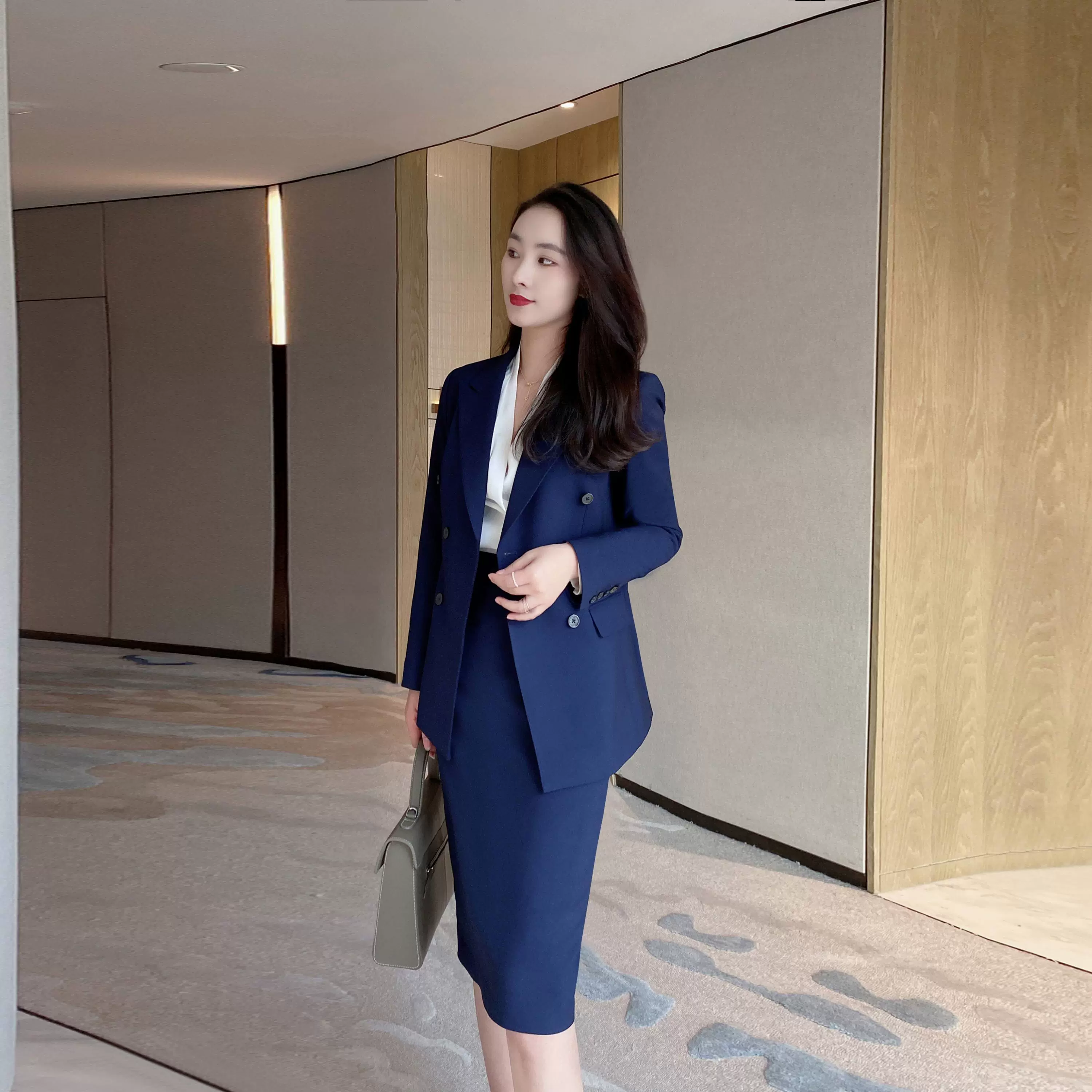 Navy Blue Autumn Classic Business Suit with Fitted Skirt - Image 4