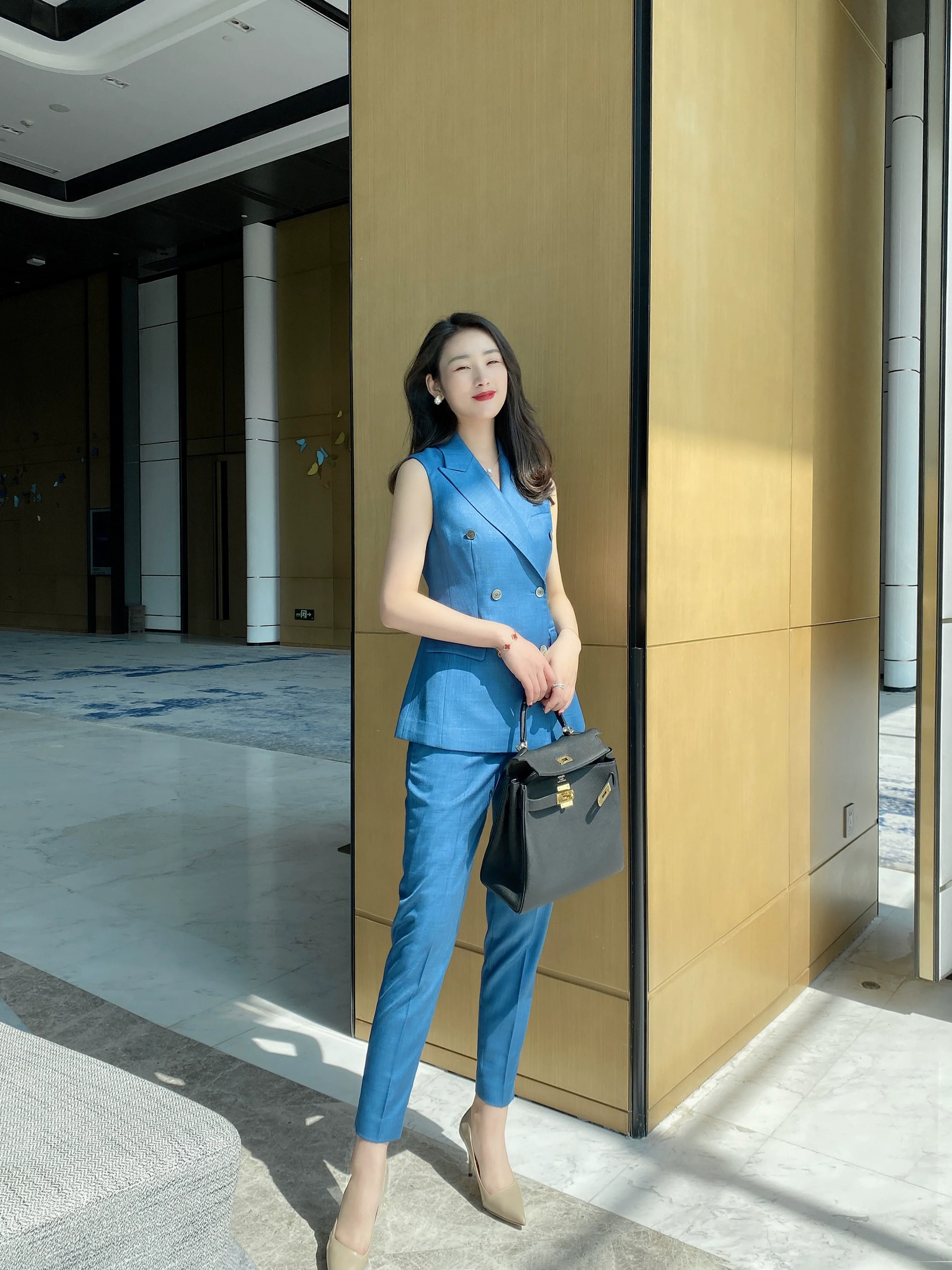 Prussian Blue Summer Thin Suit Set with Sleeveless Vest - Image 4
