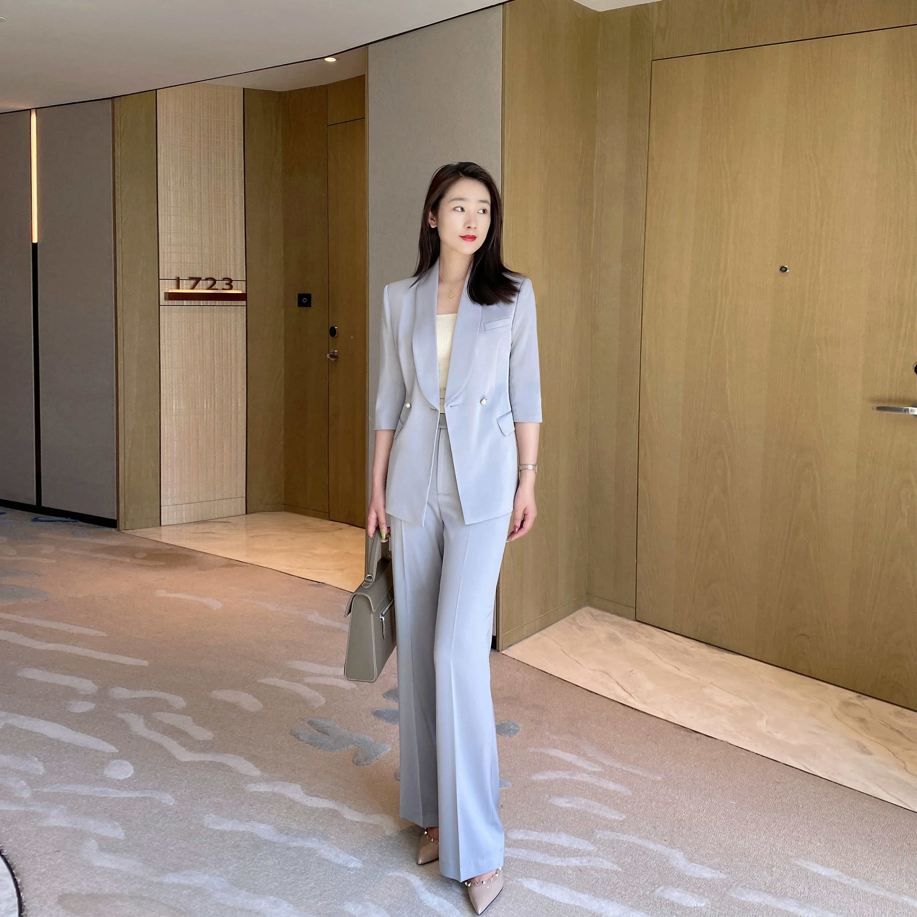 Silver Gray Summer Women's Suit Set with Loose Straight Fit - Image 6