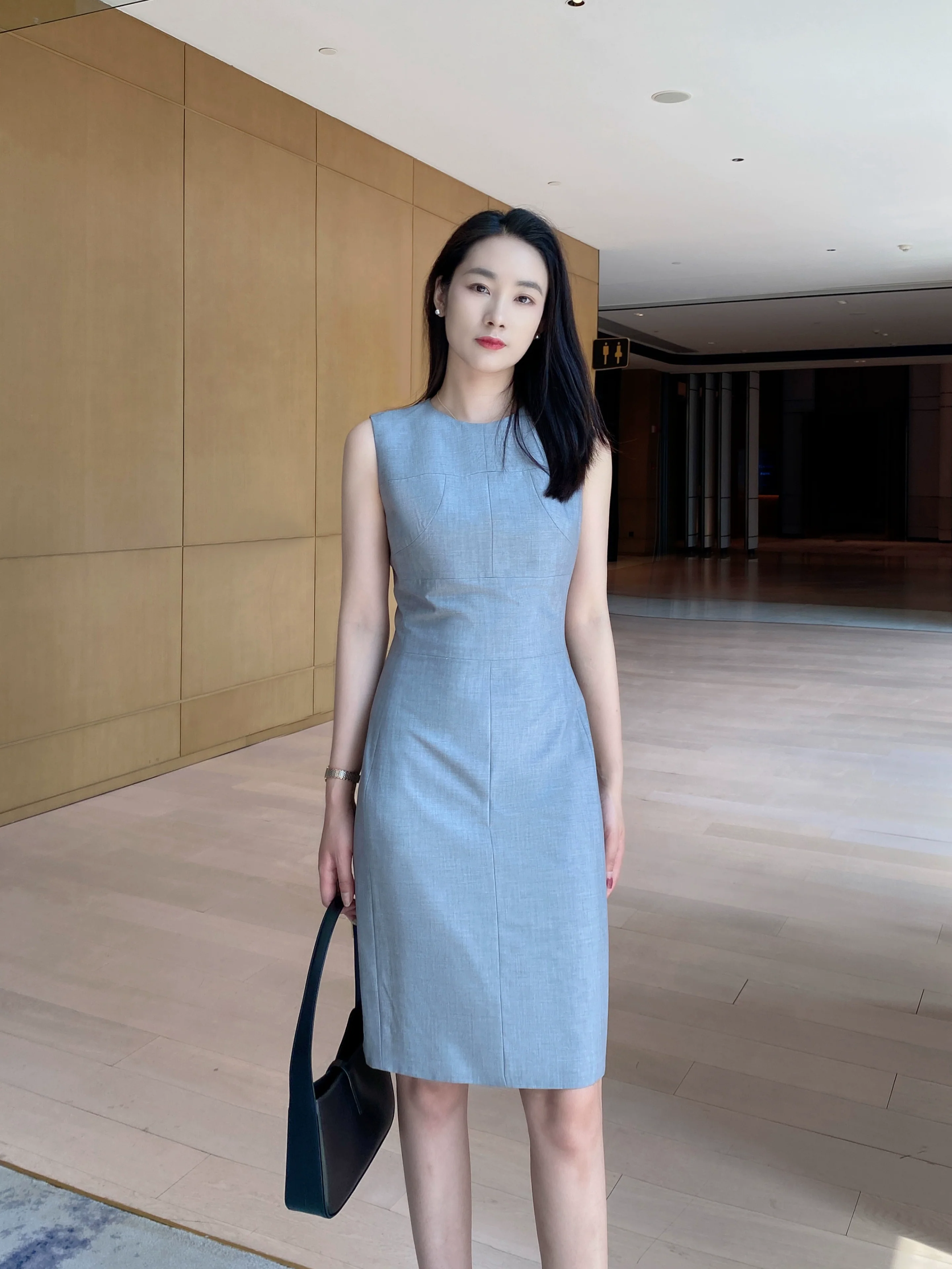Summer Light Sleeveless Tea Gray Midi Dress for Office - Image 6